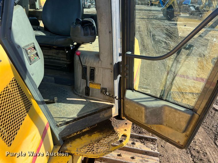 image for item NN9316 New Holland DC180  dozer