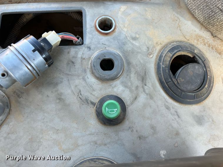 image for item NN9316 New Holland DC180  dozer