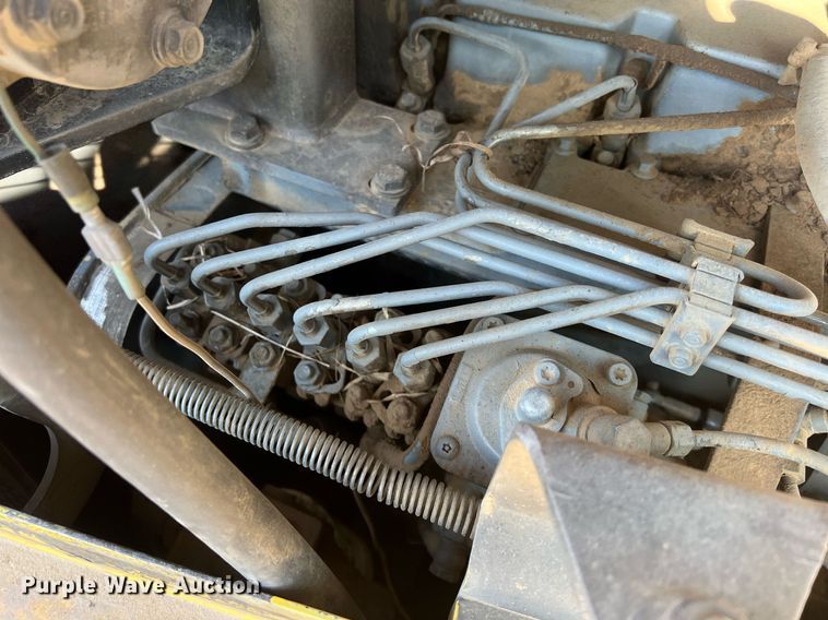 image for item NN9316 New Holland DC180  dozer