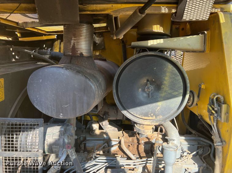 image for item NN9316 New Holland DC180  dozer