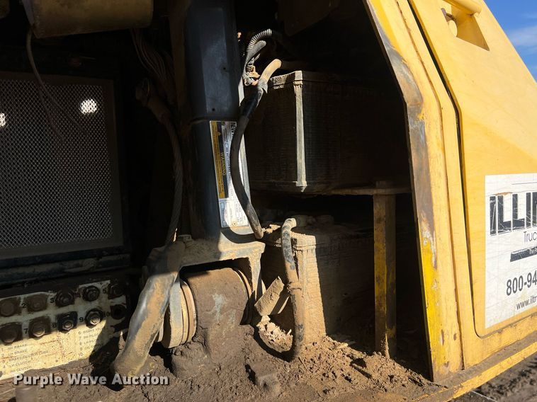 image for item NN9316 New Holland DC180  dozer