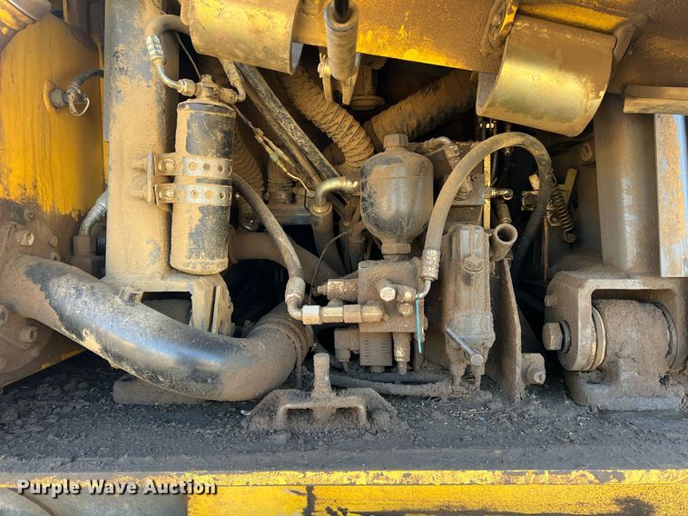 image for item NN9316 New Holland DC180  dozer