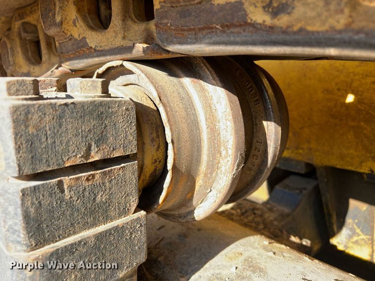 image for item NN9316 New Holland DC180  dozer