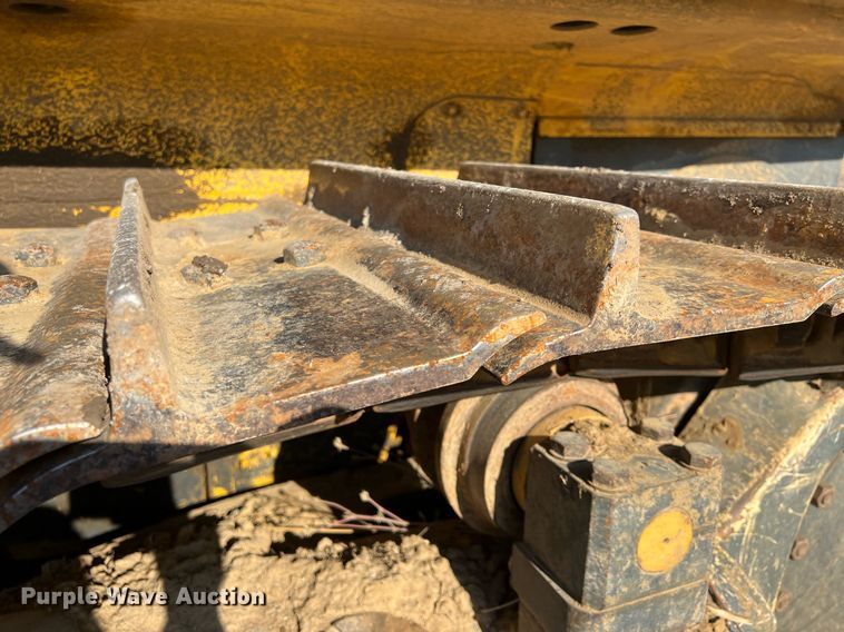 image for item NN9316 New Holland DC180  dozer