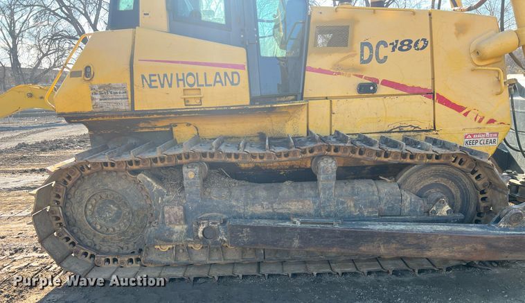 image for item NN9316 New Holland DC180  dozer
