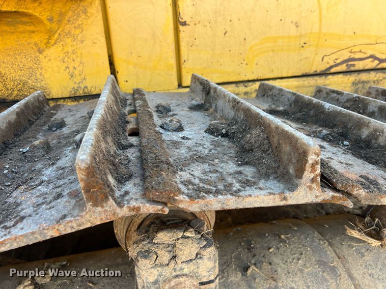 image for item NN9316 New Holland DC180  dozer