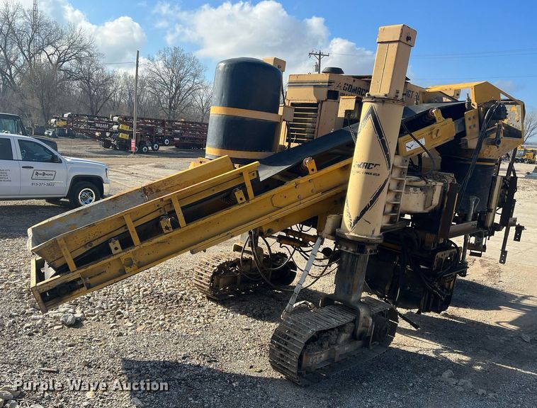 image for item NN9317 1996 Gomaco GT3600  slip form paver