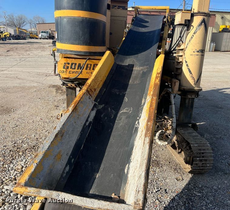 image for item NN9317 1996 Gomaco GT3600  slip form paver