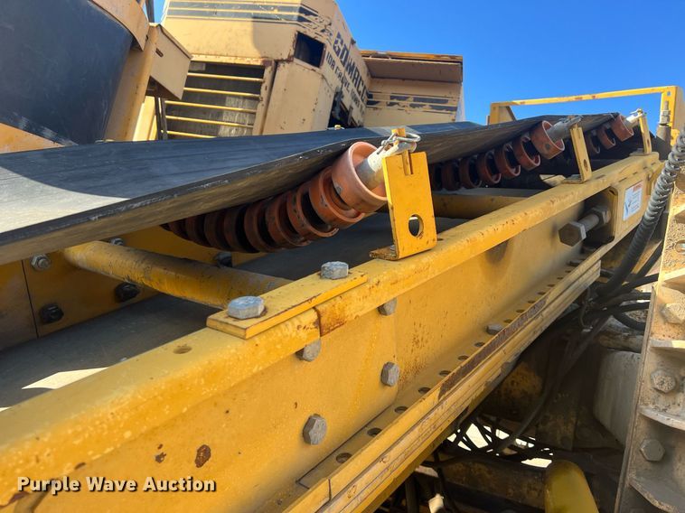 image for item NN9317 1996 Gomaco GT3600  slip form paver