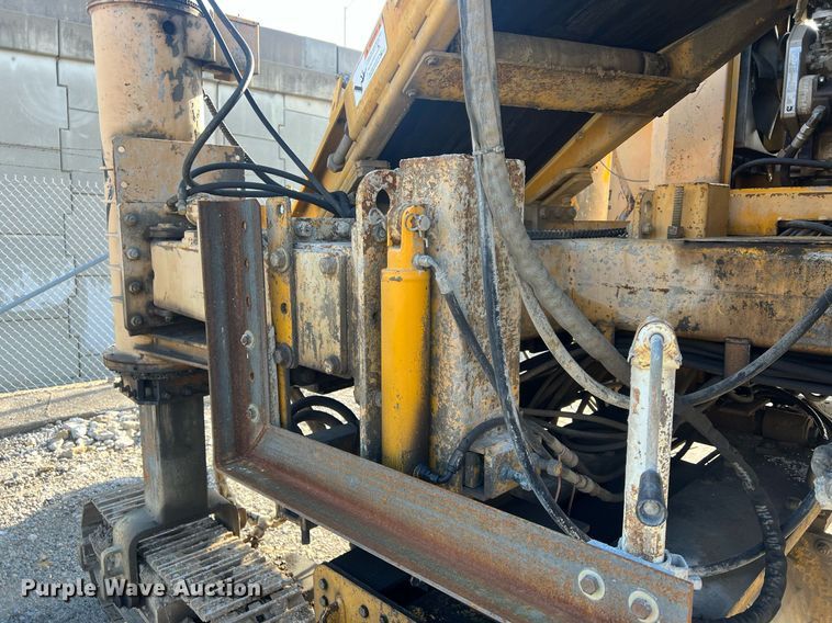 image for item NN9317 1996 Gomaco GT3600  slip form paver