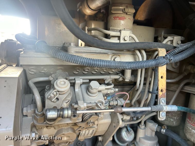 image for item NN9317 1996 Gomaco GT3600  slip form paver