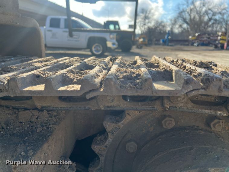 image for item NN9317 1996 Gomaco GT3600  slip form paver