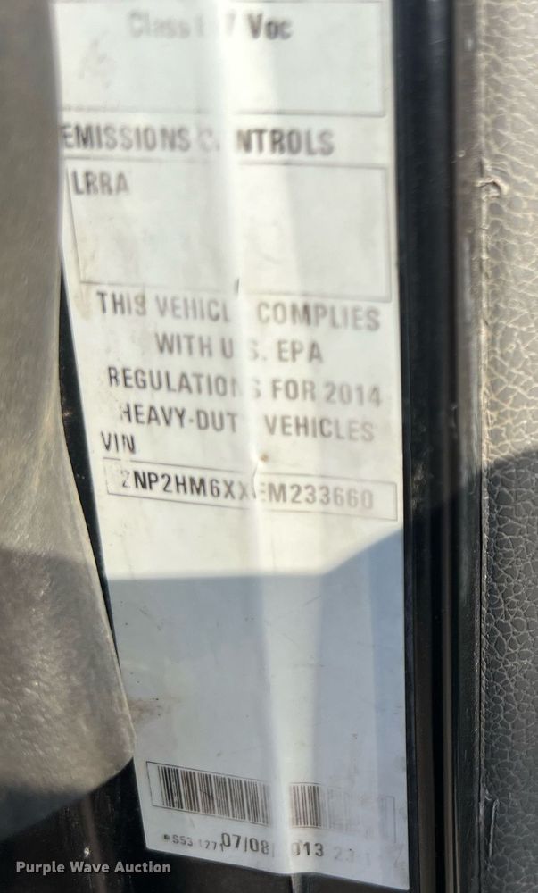 image for item NN9318 2014 Peterbilt 337  utility / service truck