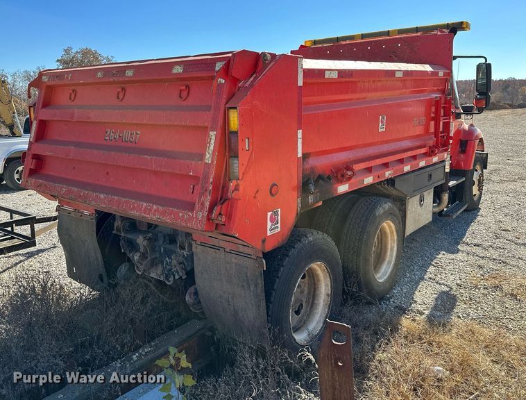 image for item NO9377 2007 International 7400  dump truck