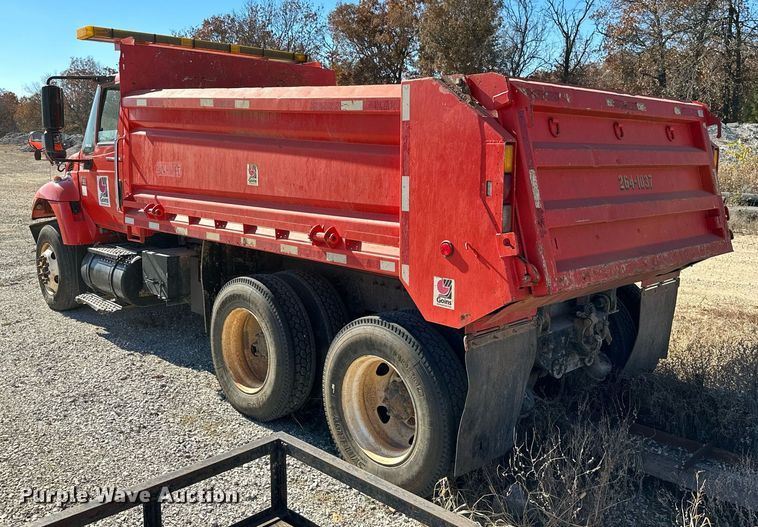 image for item NO9377 2007 International 7400  dump truck