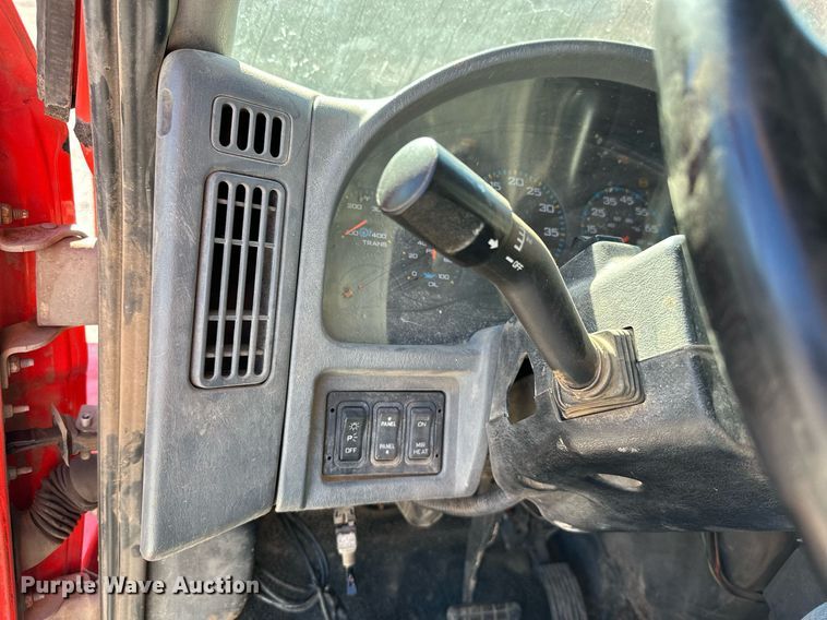 image for item NO9377 2007 International 7400  dump truck