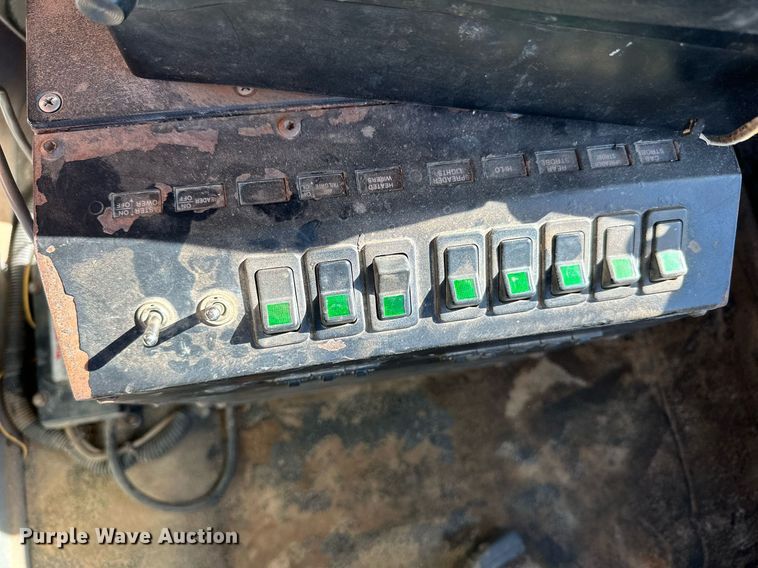 image for item NO9377 2007 International 7400  dump truck