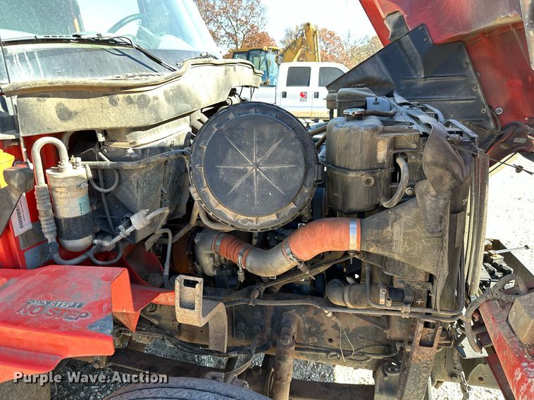 image for item NO9377 2007 International 7400  dump truck