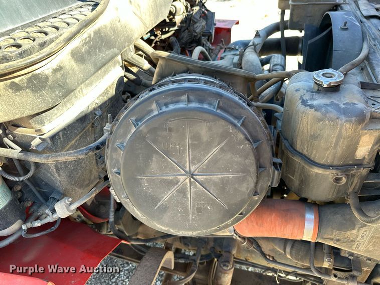 image for item NO9377 2007 International 7400  dump truck