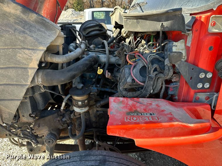 image for item NO9377 2007 International 7400  dump truck