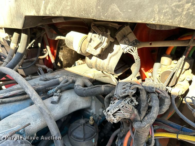 image for item NO9377 2007 International 7400  dump truck