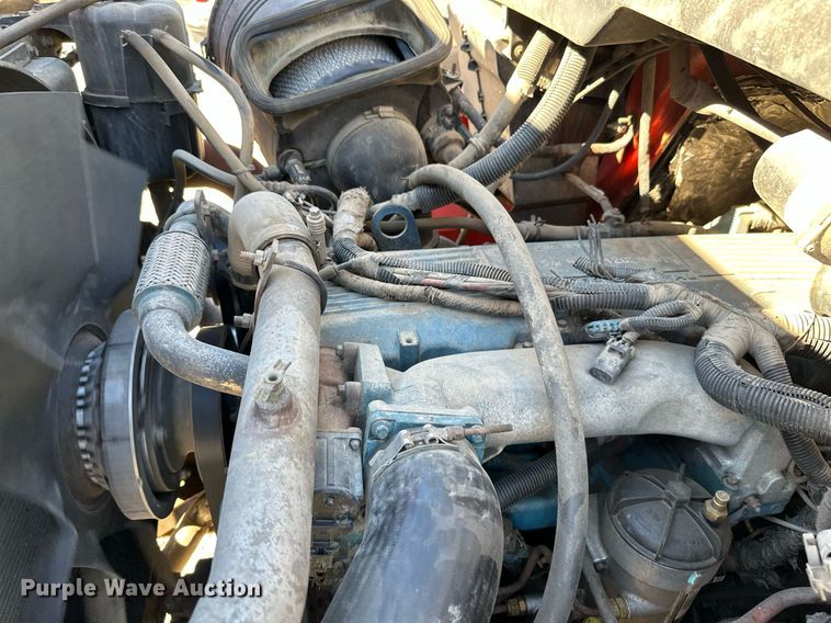 image for item NO9377 2007 International 7400  dump truck