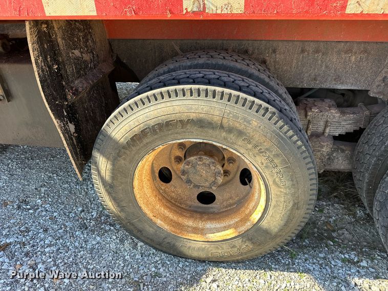 image for item NO9377 2007 International 7400  dump truck