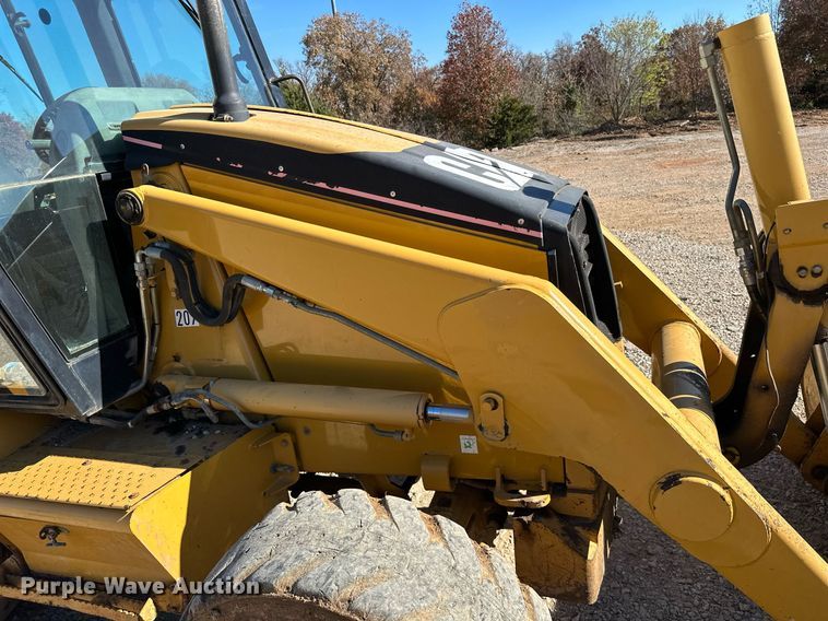 image for item NO9379 2004 Caterpillar 420D  backhoe