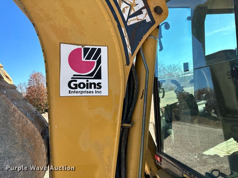 image for item NO9379 2004 Caterpillar 420D  backhoe