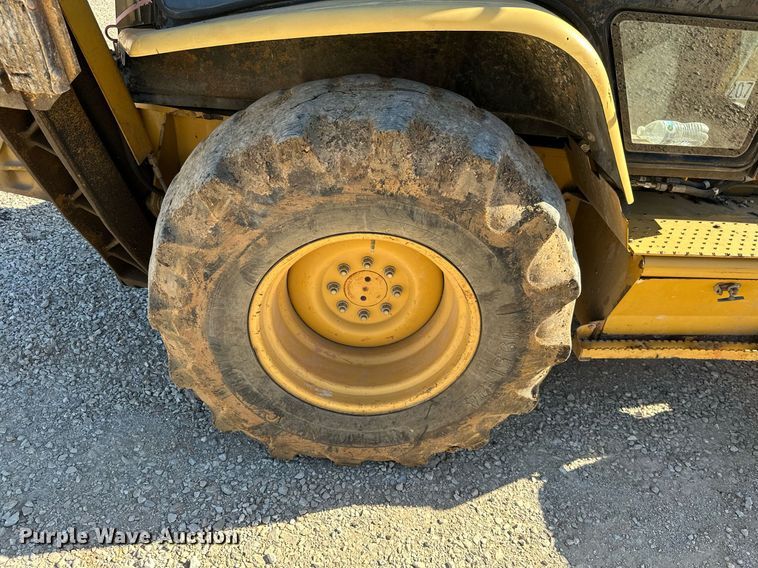 image for item NO9379 2004 Caterpillar 420D  backhoe