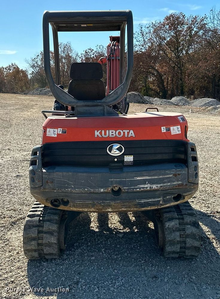 image for item NO9382 2011 Kubota KX121-3  mini excavator