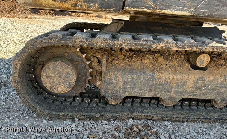 image for item NO9382 2011 Kubota KX121-3  mini excavator