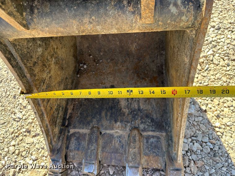 image for item NO9382 2011 Kubota KX121-3  mini excavator