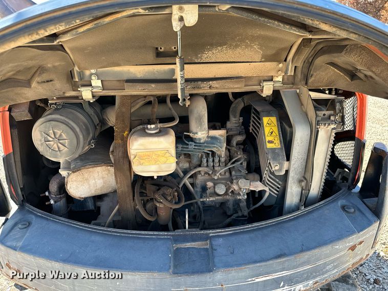 image for item NO9382 2011 Kubota KX121-3  mini excavator