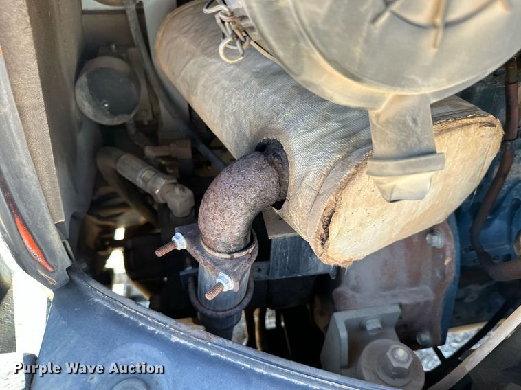 image for item NO9382 2011 Kubota KX121-3  mini excavator