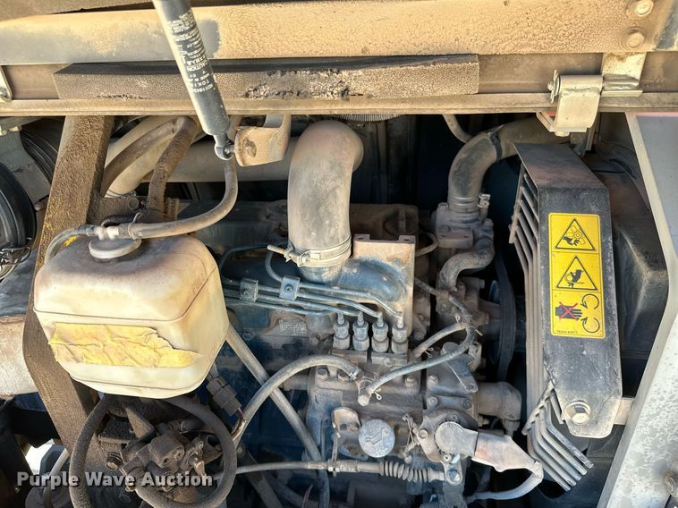 image for item NO9382 2011 Kubota KX121-3  mini excavator