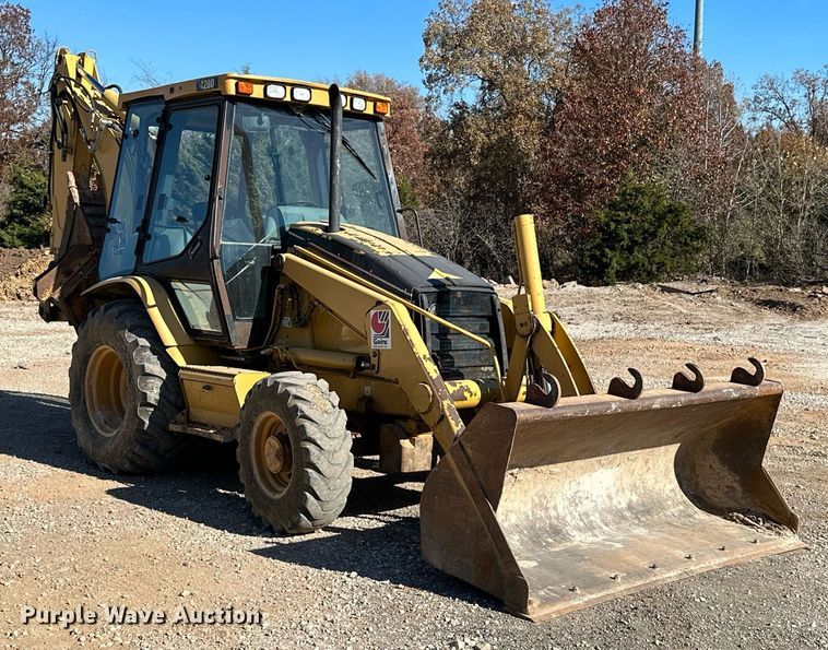 image for item NO9383 2002 Caterpillar 420D  backhoe