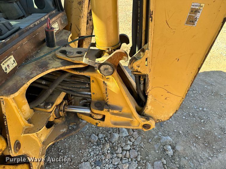 image for item NO9383 2002 Caterpillar 420D  backhoe