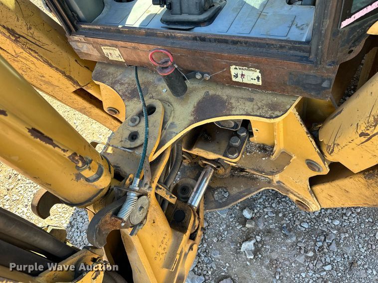 image for item NO9383 2002 Caterpillar 420D  backhoe