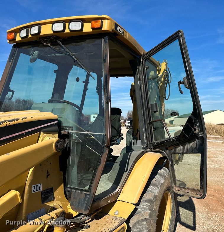 image for item NO9383 2002 Caterpillar 420D  backhoe