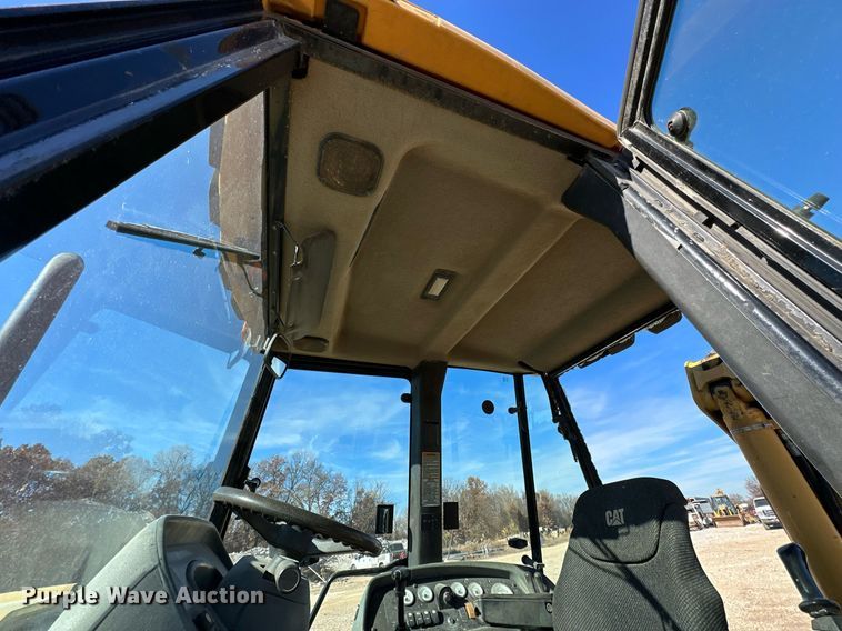 image for item NO9383 2002 Caterpillar 420D  backhoe