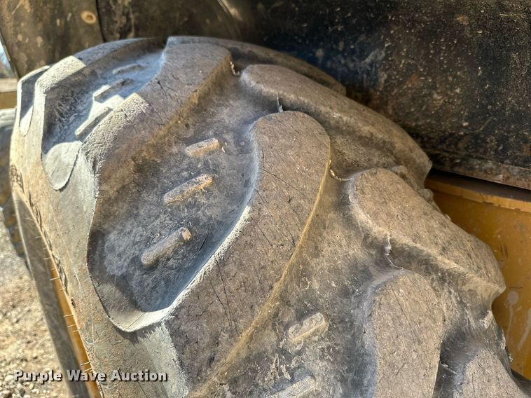 image for item NO9383 2002 Caterpillar 420D  backhoe