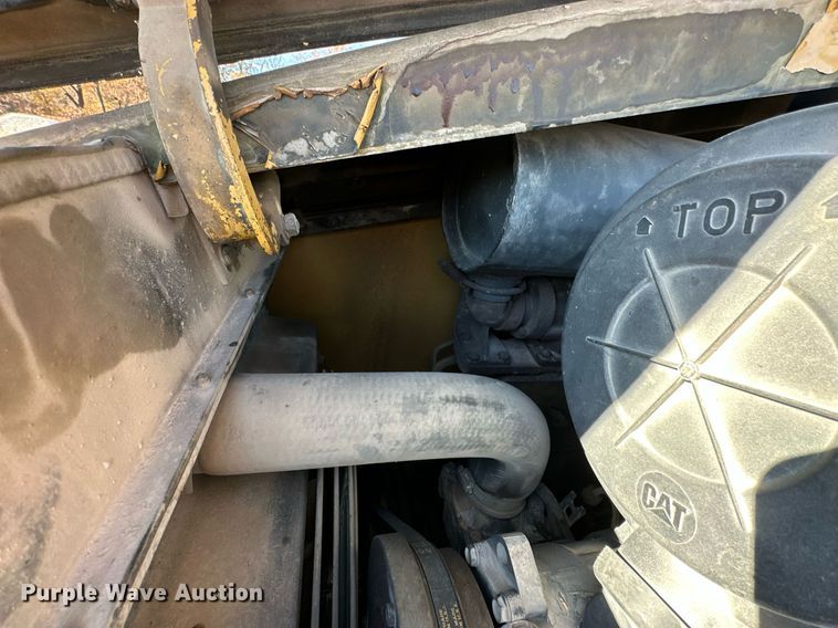 image for item NO9383 2002 Caterpillar 420D  backhoe