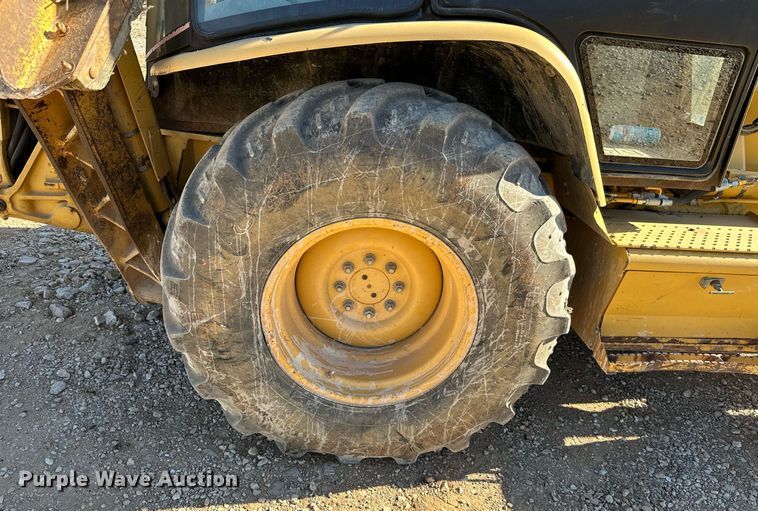 image for item NO9383 2002 Caterpillar 420D  backhoe