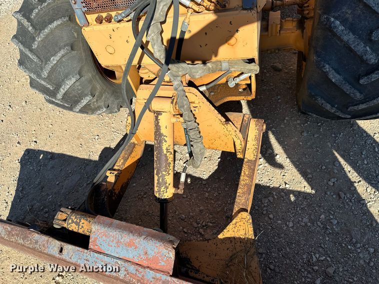 image for item NO9384 1992 Case 660  trencher