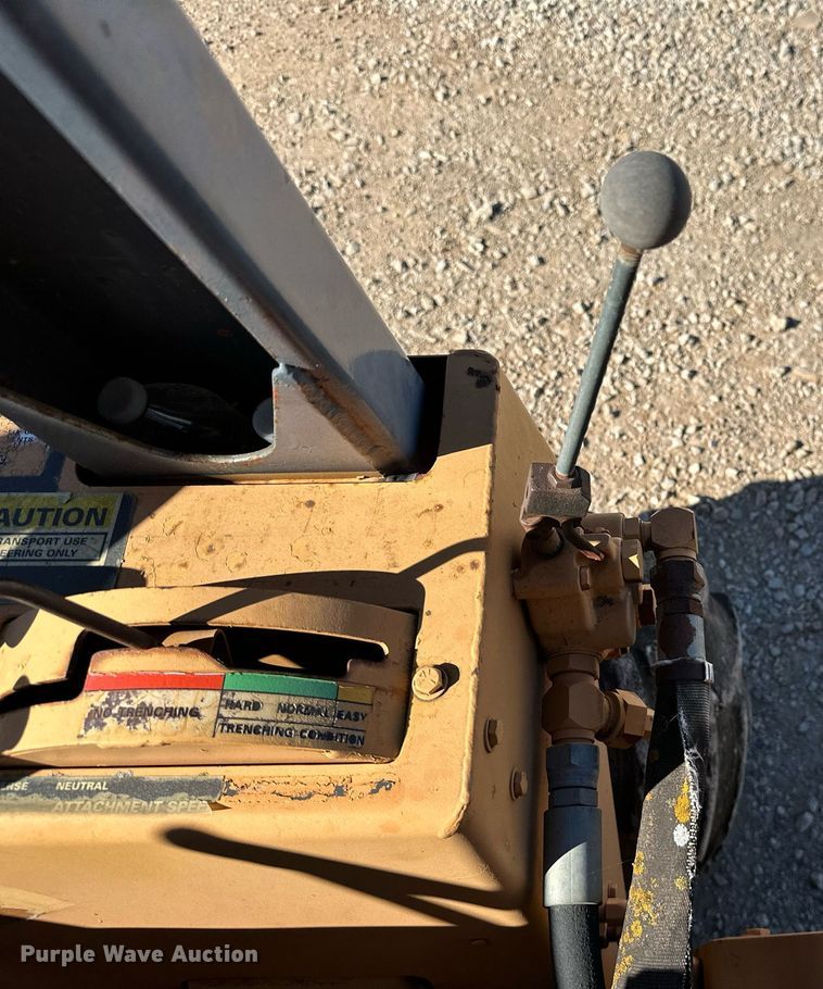 image for item NO9384 1992 Case 660  trencher