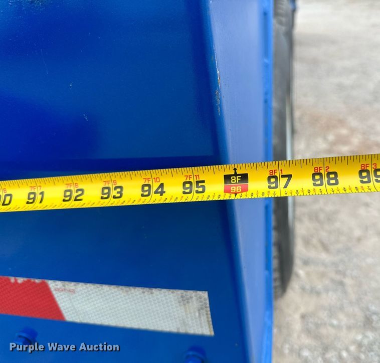 image for item NO9386 2006 International 7600  vacuum truck