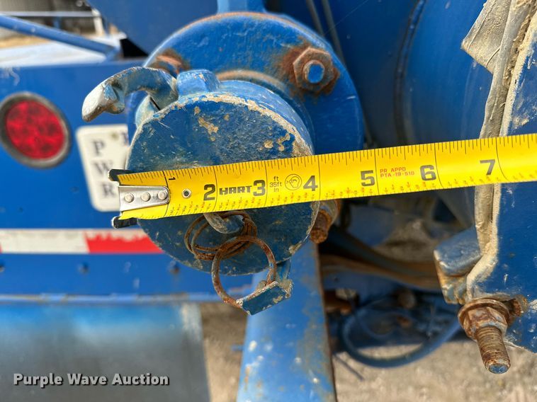 image for item NO9386 2006 International 7600  vacuum truck