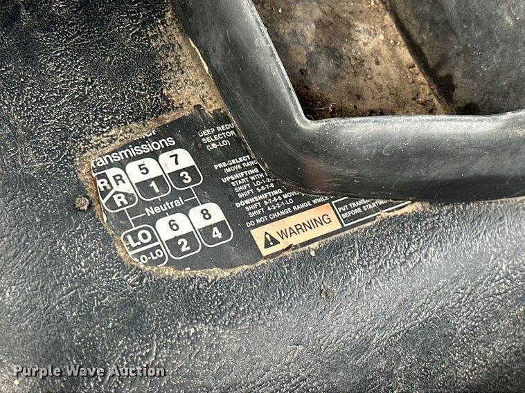 image for item NO9386 2006 International 7600  vacuum truck