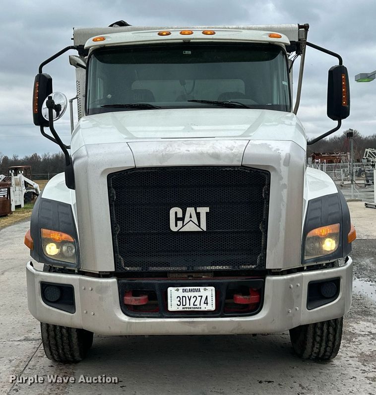 image for item NO9417 2014 Caterpillar CT660  dump truck